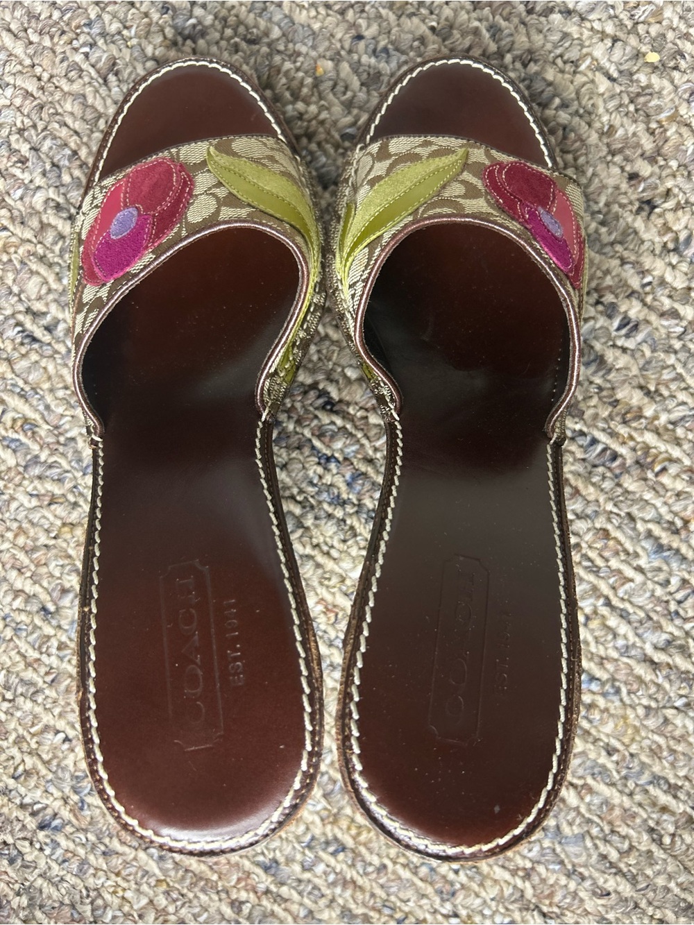 COACH KATALINA SIGNATURE LOGO SHOE Y2K "Poppy of Peace" flowers Size 7 - Picture 7 of 10